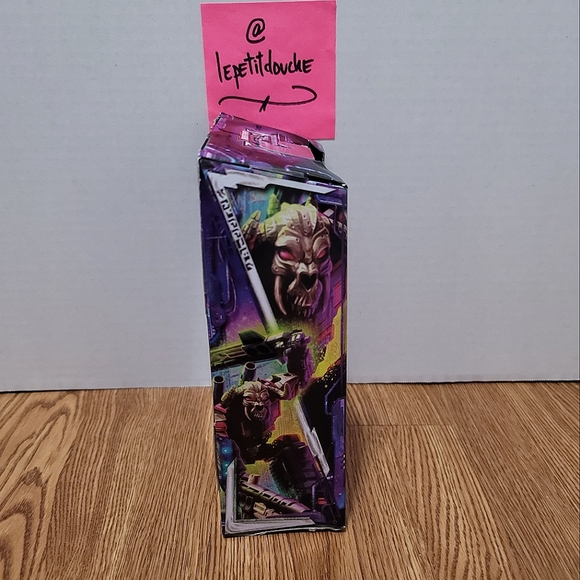 Hasbro Transformers Legacy Deluxe Class Skullgrin Acrion Figure - F3029 - Picture 3 of 6